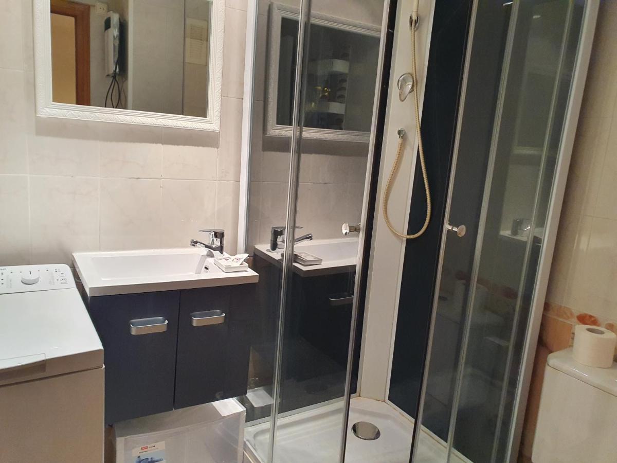 Apartamentos Grifovacances Nevada Pas De La Casa Bagian luar foto