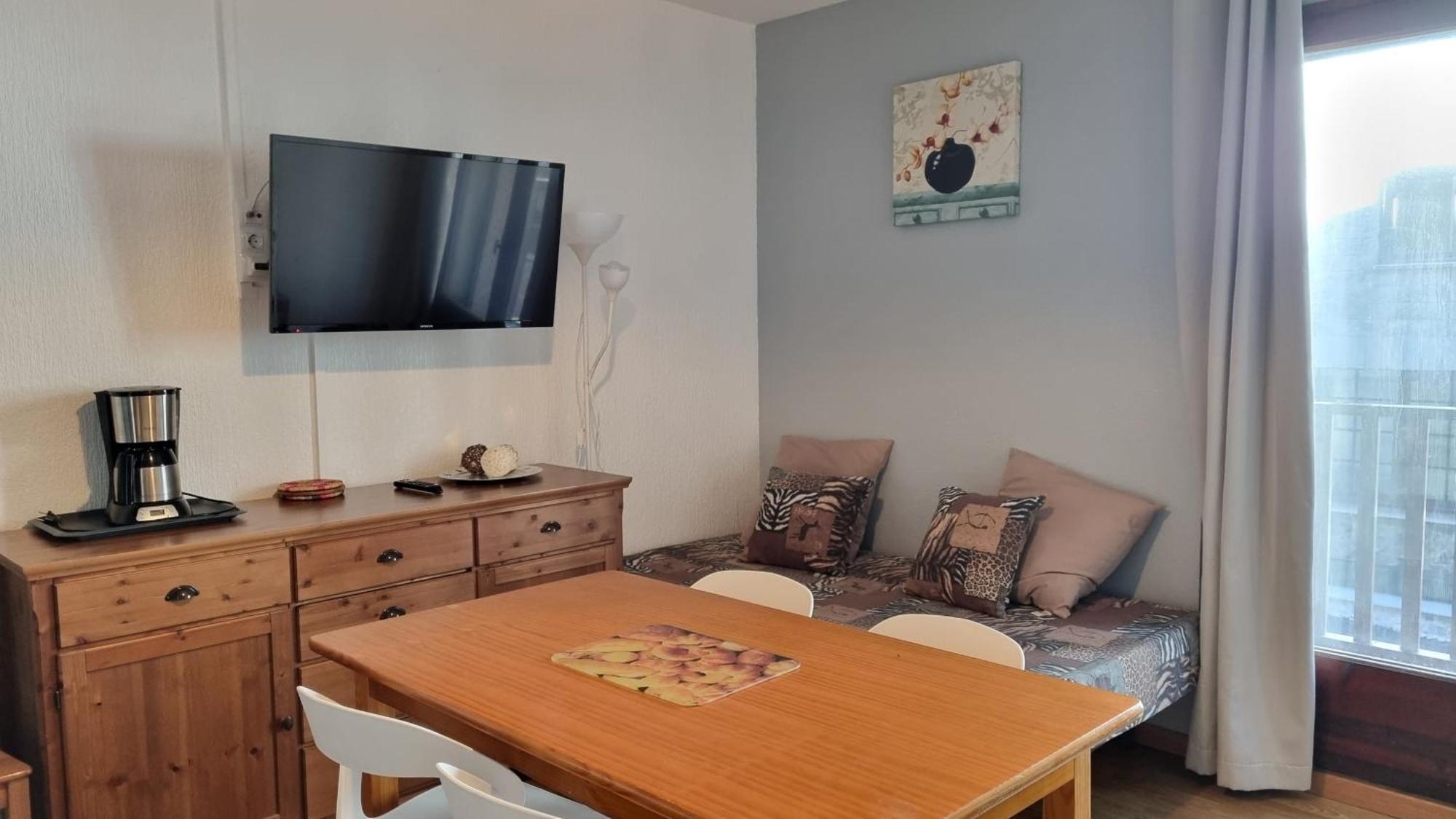 Apartamentos Grifovacances Nevada Pas De La Casa Bagian luar foto