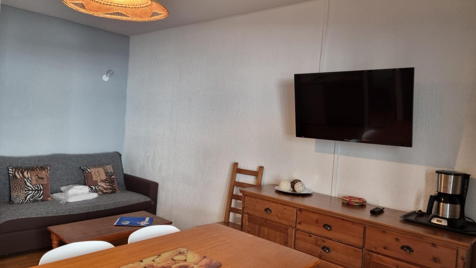 Apartamentos Grifovacances Nevada Pas De La Casa Bagian luar foto