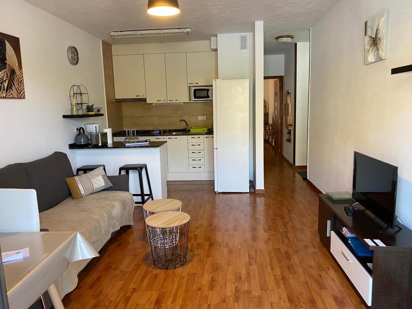 Apartamentos Grifovacances Nevada Pas De La Casa Bagian luar foto