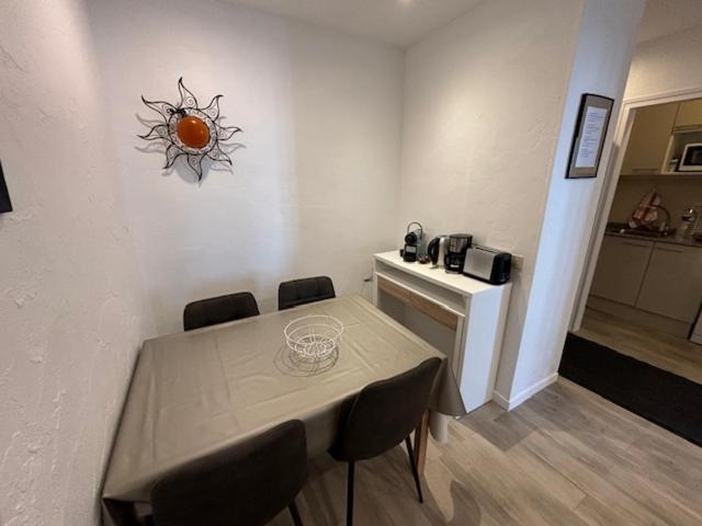 Apartamentos Grifovacances Nevada Pas De La Casa Bagian luar foto