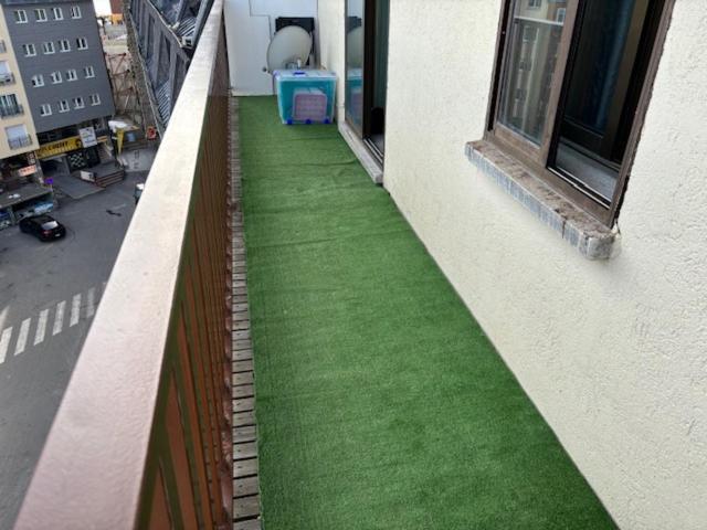 Apartamentos Grifovacances Nevada Pas De La Casa Bagian luar foto
